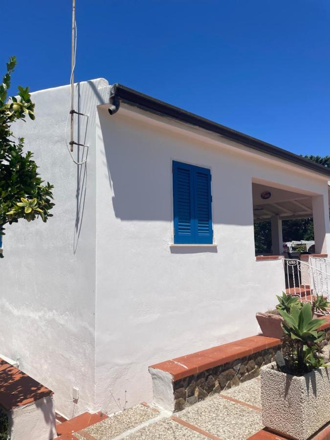 Villa Paso Isola di Ustica ภายนอก รูปภาพ